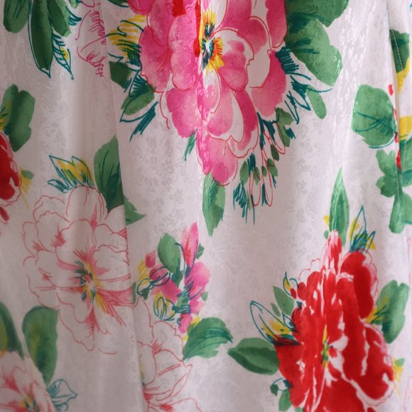 Vintage Victoria's Secret NWOT Lace Pearl Long Floral Tropical Nightgown Dress M - Picture 8 of 13